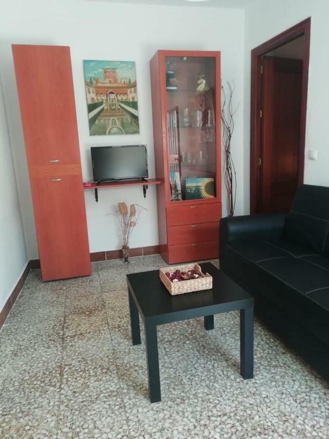Casita A 800 Metros De Sevilla 卡马斯 外观 照片