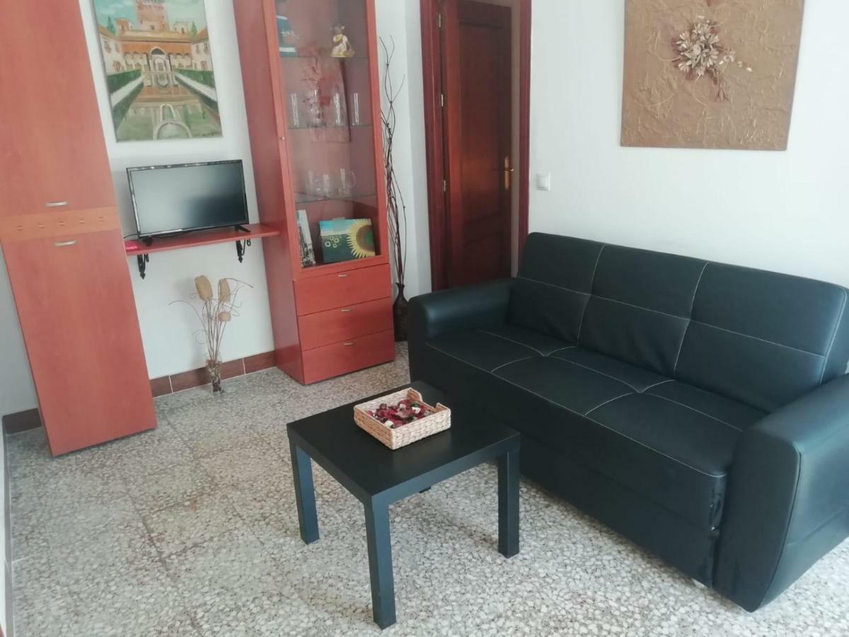 Casita A 800 Metros De Sevilla 卡马斯 外观 照片